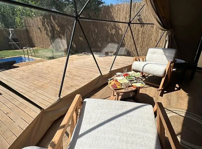 Evasion מלון ספנג'ה