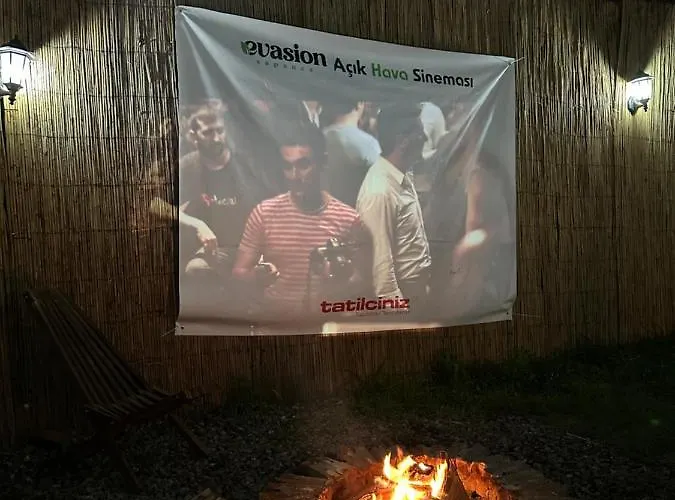 Evasion * ספנג'ה